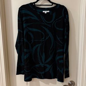 Chico's Black and Green Long Sleeve Top